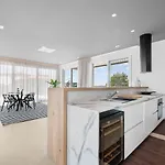 Exquisite Mit Panoramablick Aufs Meer, Salzwasserpool Mit Gegenstromanlage, Bbq 포레치