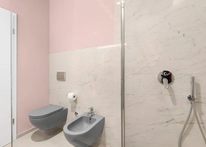 Exquisite Mit Panoramablick Aufs Meer, Salzwasserpool Mit Gegenstromanlage, Bbq Ferienhaus