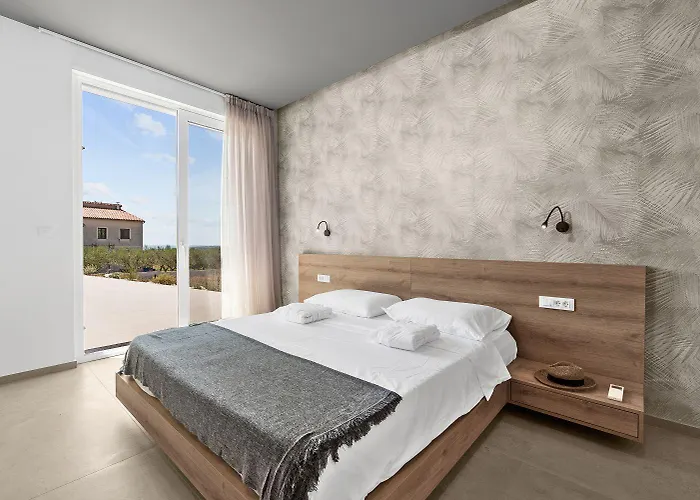 Vakantiehuis Exquisite Mit Panoramablick Aufs Meer, Salzwasserpool Mit Gegenstromanlage, Bbq